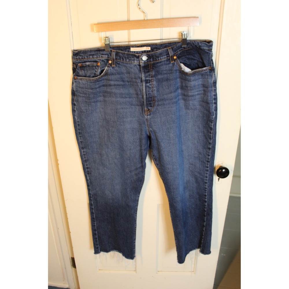 Levi's Blue Cropped Ankle Jeans